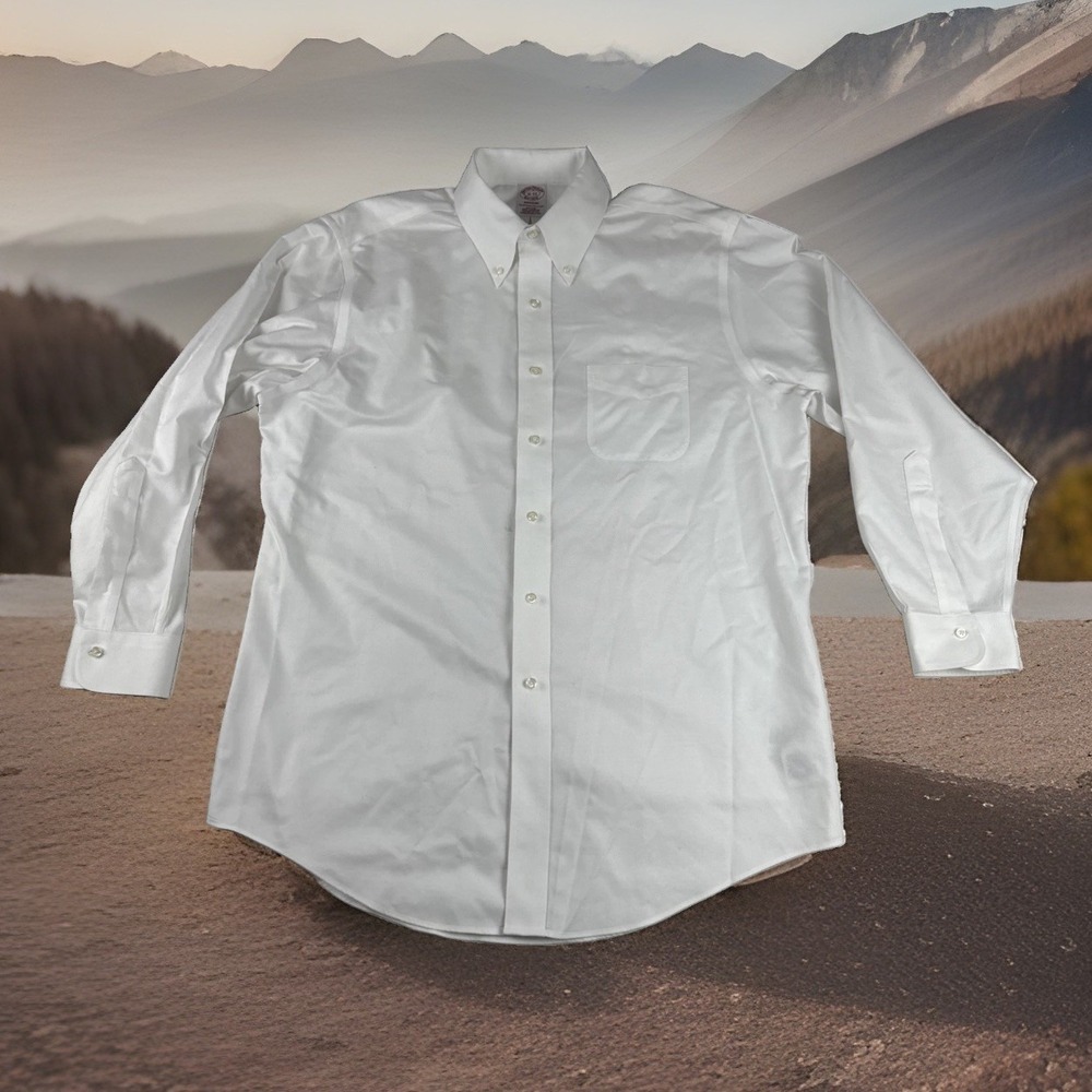 Brooks Brothers Madison White Oxford Cloth Button Down 16-33 OCBD Non-Iron